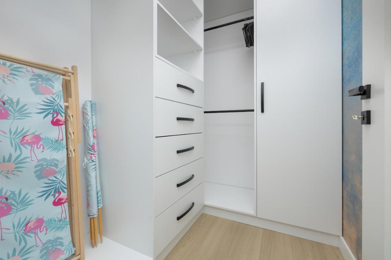 Polanki Aqua Apartment With Parking By Renters Prestige Kolberg Exterior foto